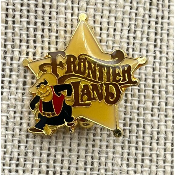 Frontier Land Outlaw Pete Lapel Pin Sheriff Badge Walt Disney Disneyland - Picture 5 of 6